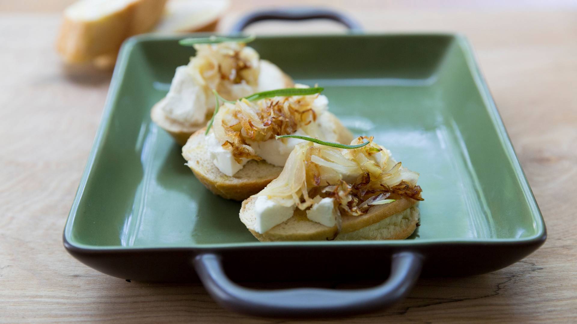 Baguette Shallots Goat Cheese (2).jpg Baguette Shallots Goat Cheese (2).jpg