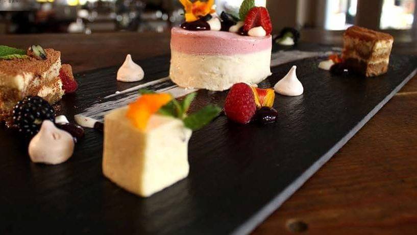 BARRA DE POSTRES.jpeg BARRA DE POSTRES.jpeg