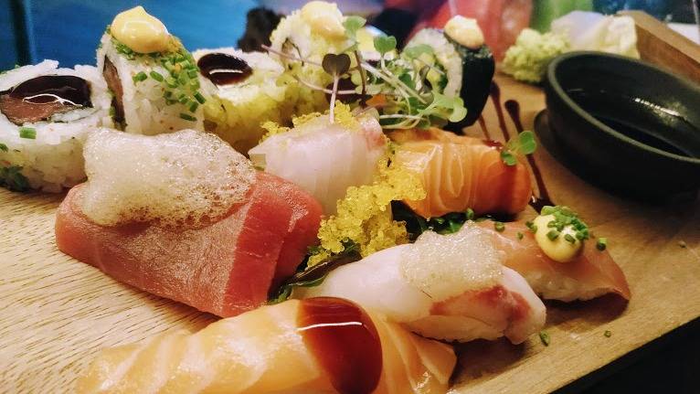 Purismo Japones con Fusión intercontinental Personalizado