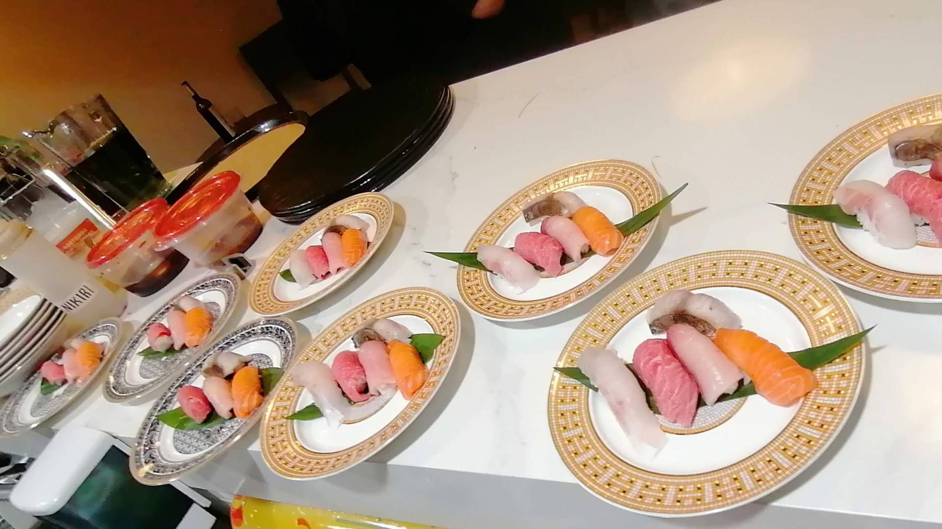 nigi.jpg nigi.jpg