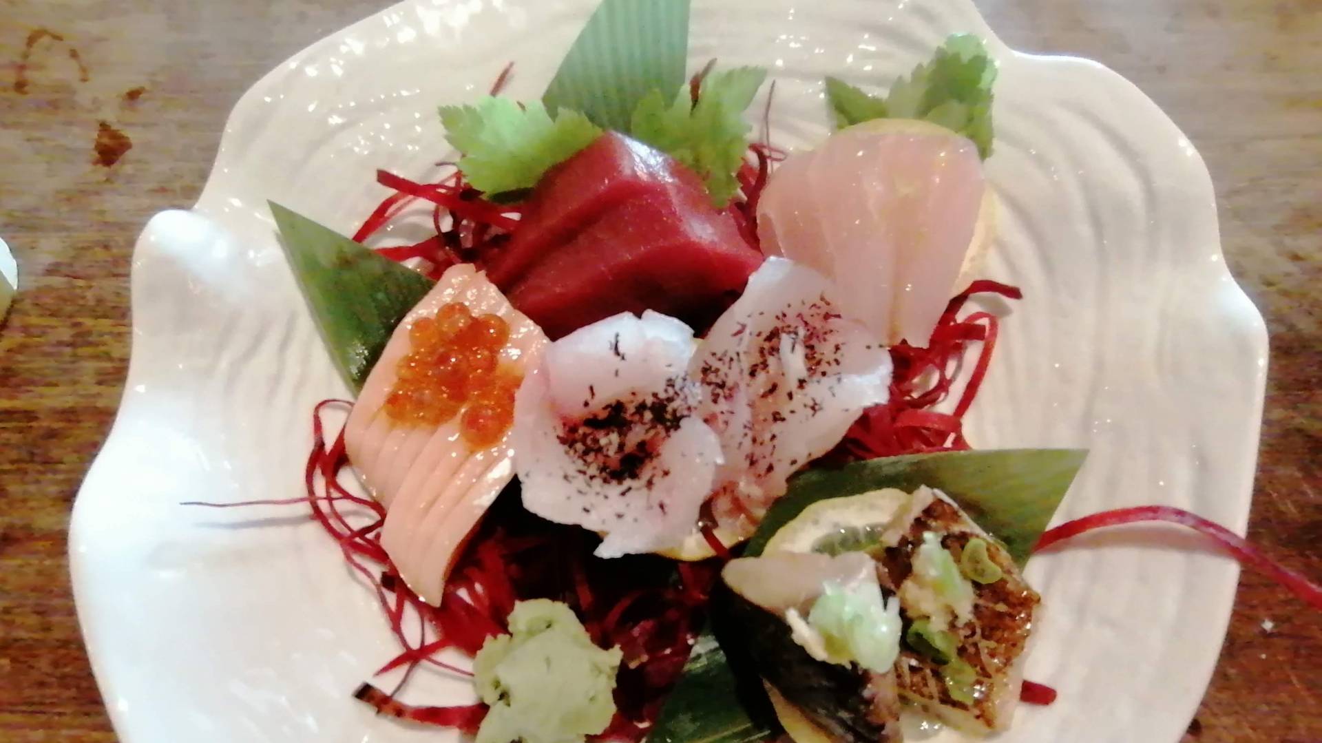 sashimi.jpg sashimi.jpg
