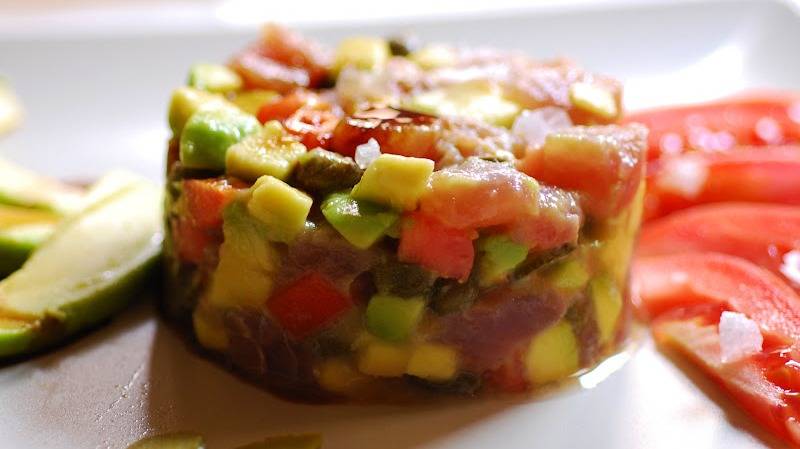 tartar de bonito.jpg tartar de bonito.jpg