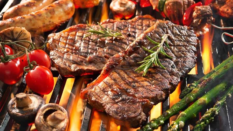 PARRILLADA DE CARNES  y  VERDURASAS SELECTAS