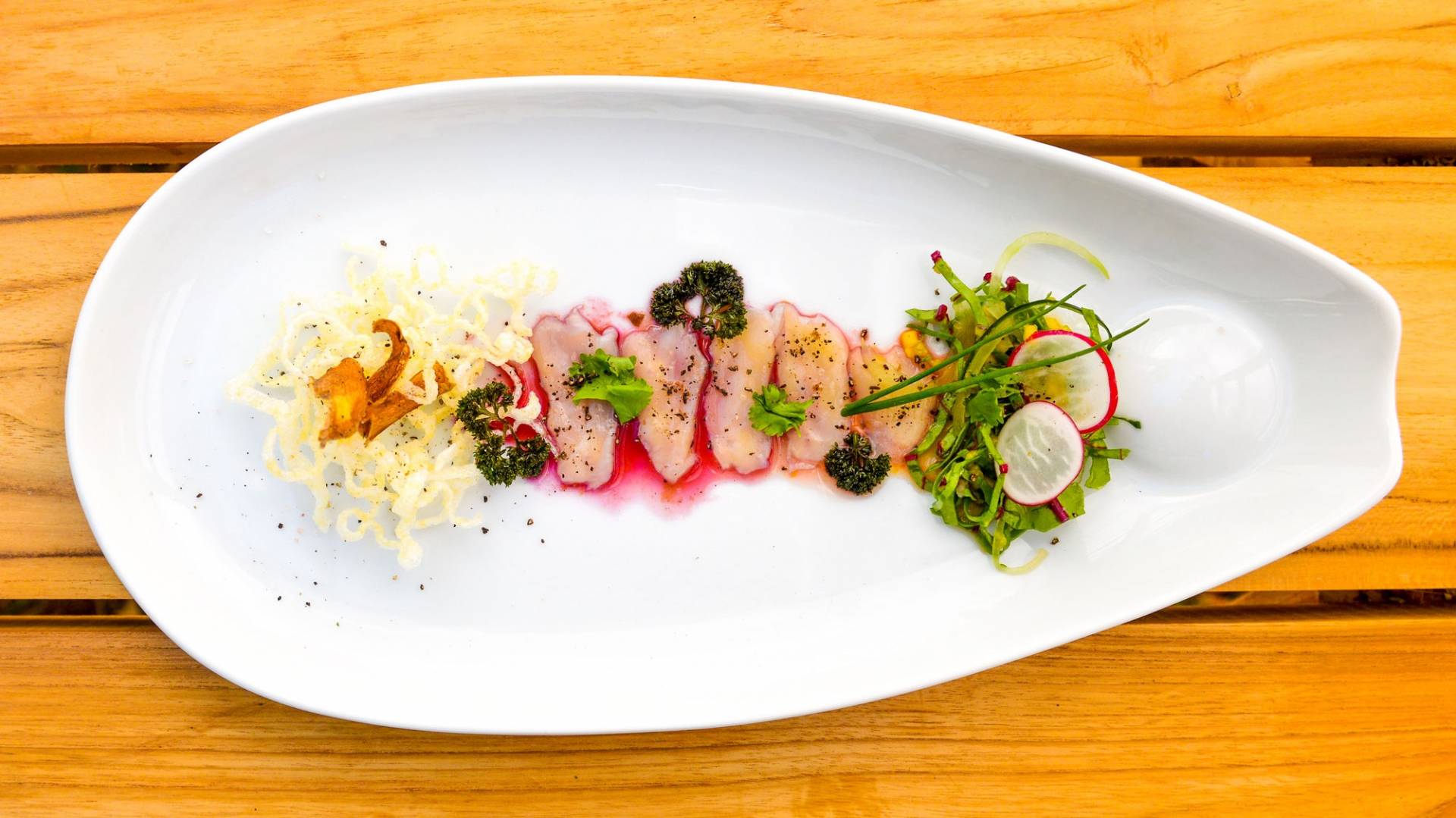 1. Scallop-carpaccio-on-cabage-vinaigrette-Top-1.jpg 1. Scallop-carpaccio-on-cabage-vinaigrette-Top-1.jpg