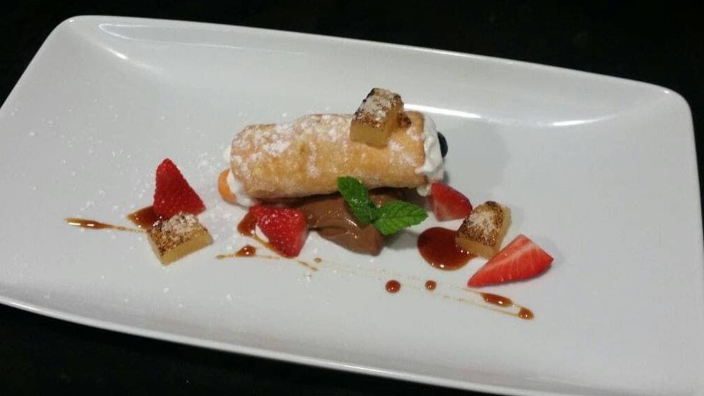Cannoli.jpg