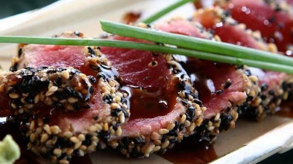 jumeau-de-thon-au-sesame-et-marinade-de-shitake.jpg