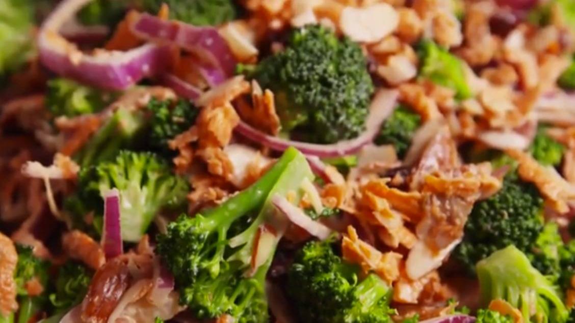 saladbroccoli2.jpg