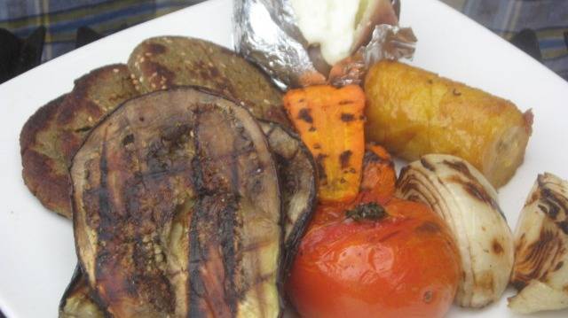 PARRILLADA  VEGETARIANA - VEGANA