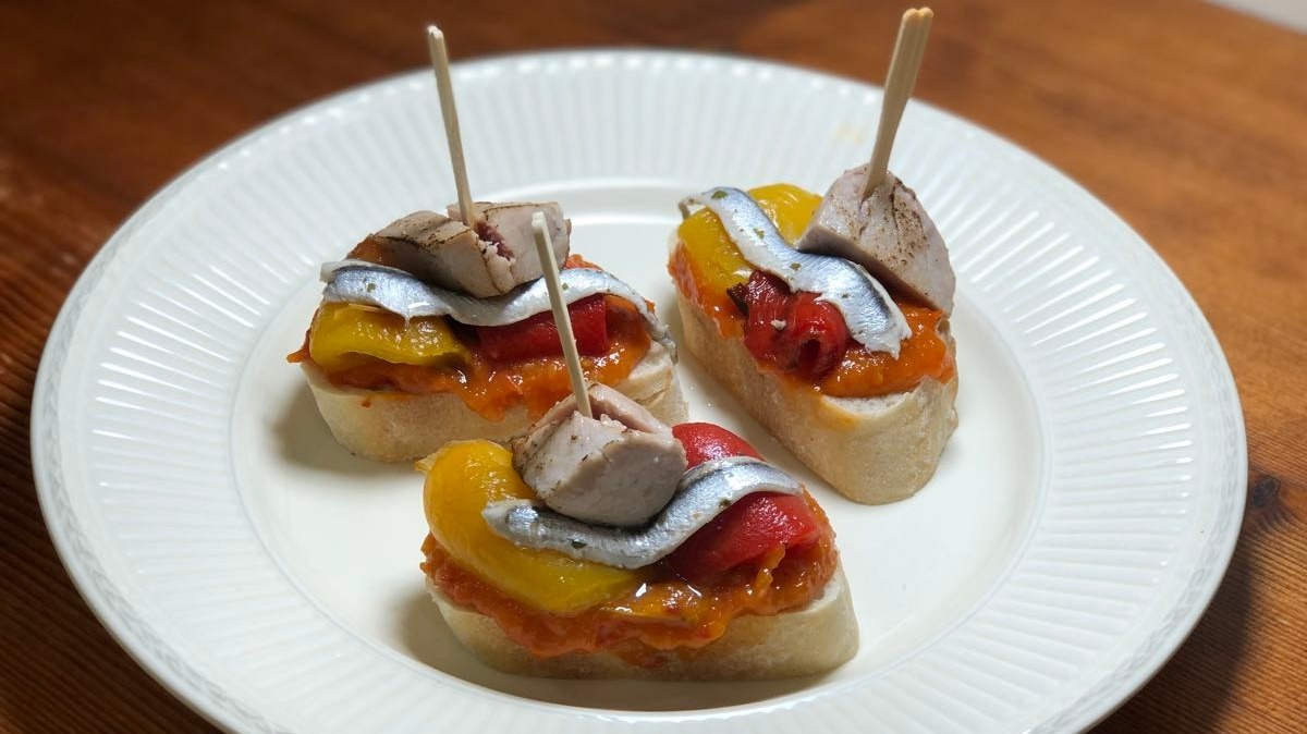 Spanelsko_tapas_tunak.jpg
