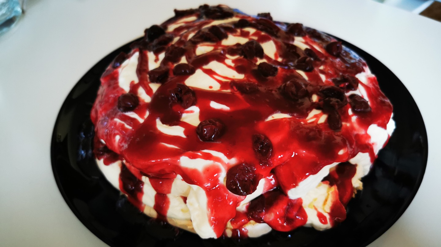 Pavlova3.jpg Pavlova3.jpg
