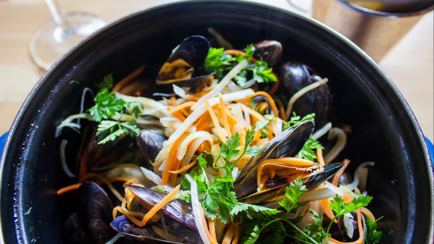 Frech mussels Provencales.jpg