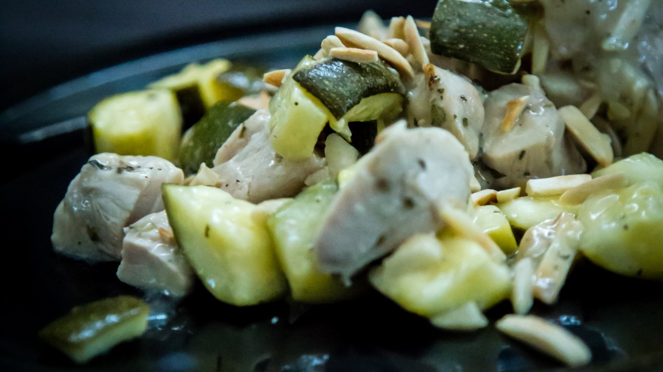 Chicken and zucchini 5.jpg Chicken and zucchini 5.jpg
