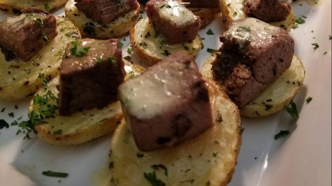 Filet potato bite.jpg Filet potato bite.jpg