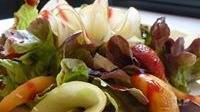 Ensalada con fruta fresca Ensalada con fruta fresca