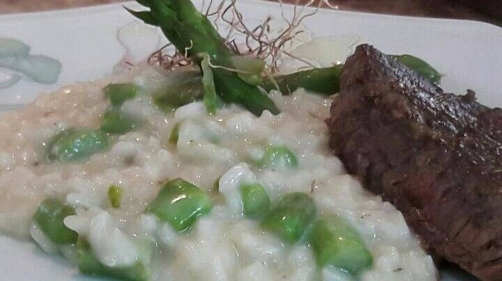 Brusquetas, risotto y Wellington