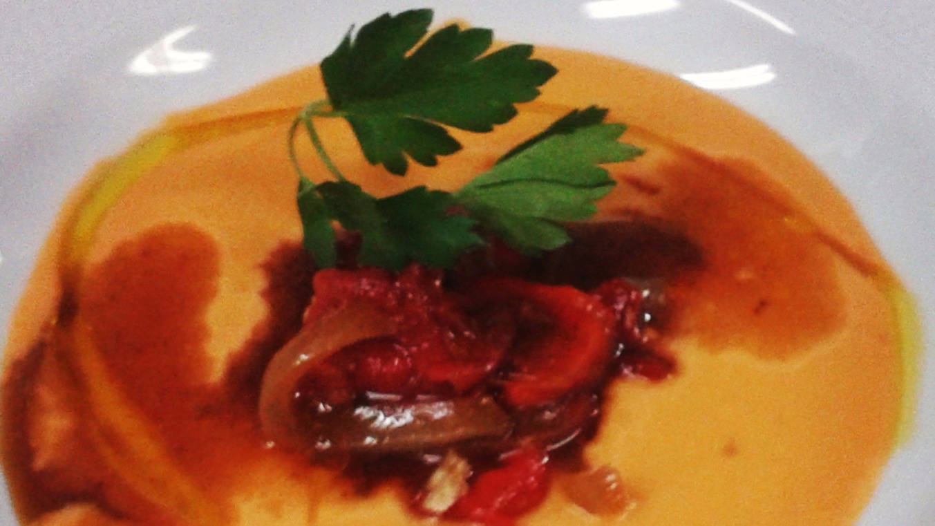 Salmorejo con perdiz escabechada y verduras asadas.jpg Salmorejo con perdiz escabechada y verduras asadas.jpg