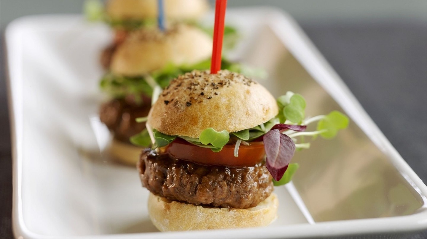 CANAPÉS AND SMALL BITES & BOWLS