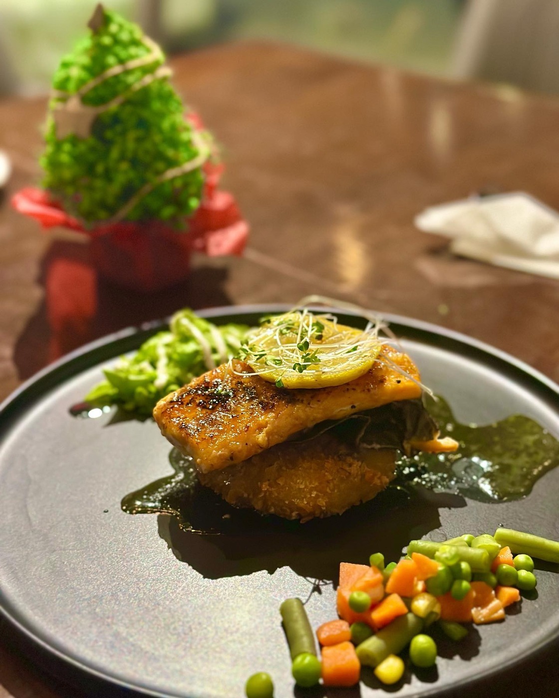 SALMON.jpg SALMON.jpg