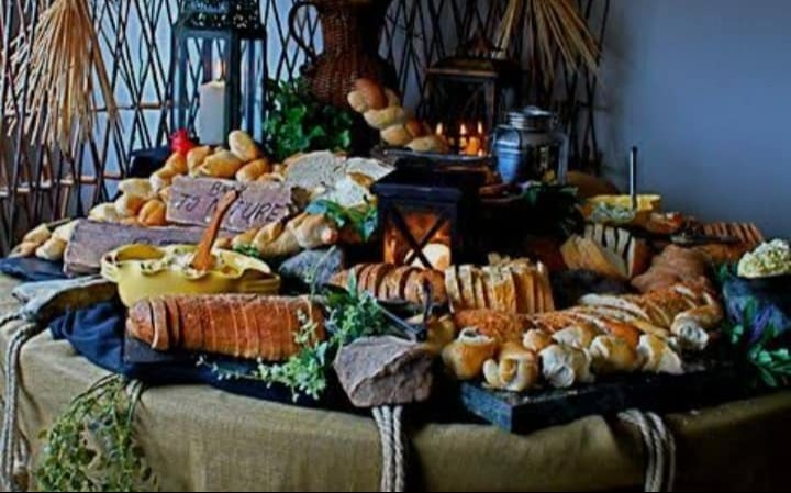 harvest table.jpg harvest table.jpg