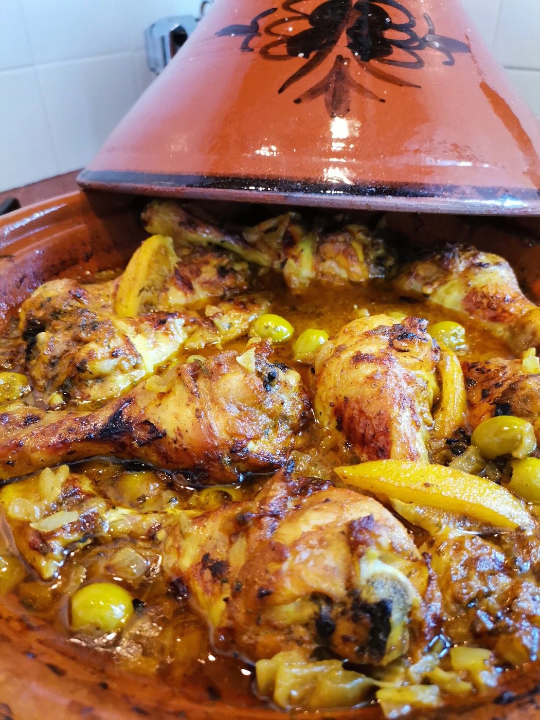 tajines-poulet-aux-olives.webp tajines-poulet-aux-olives.webp