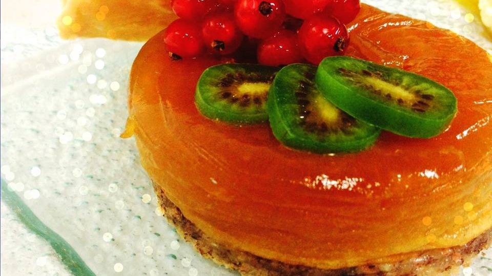 apple tart titain.jpg apple tart titain.jpg