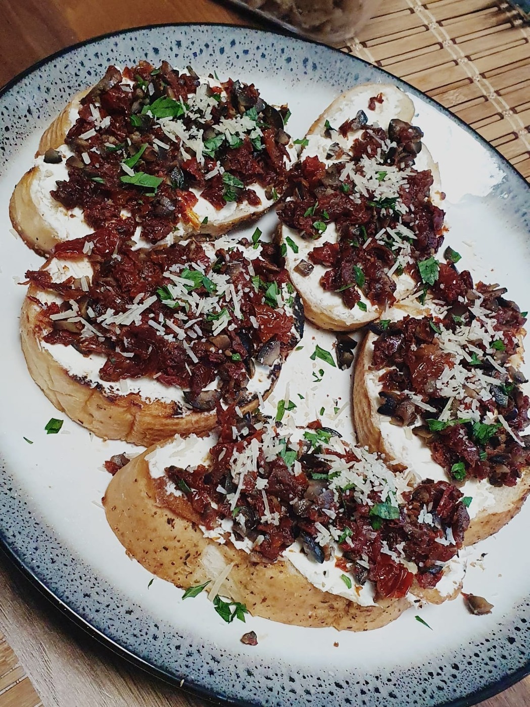 brucheta.jpg