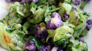 gnamo-zucchini-mint-purplecauliflower.jpg