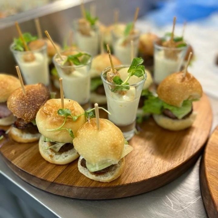sliders.jpg sliders.jpg