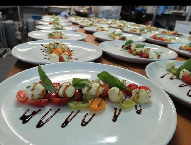 salad.jpg salad.jpg