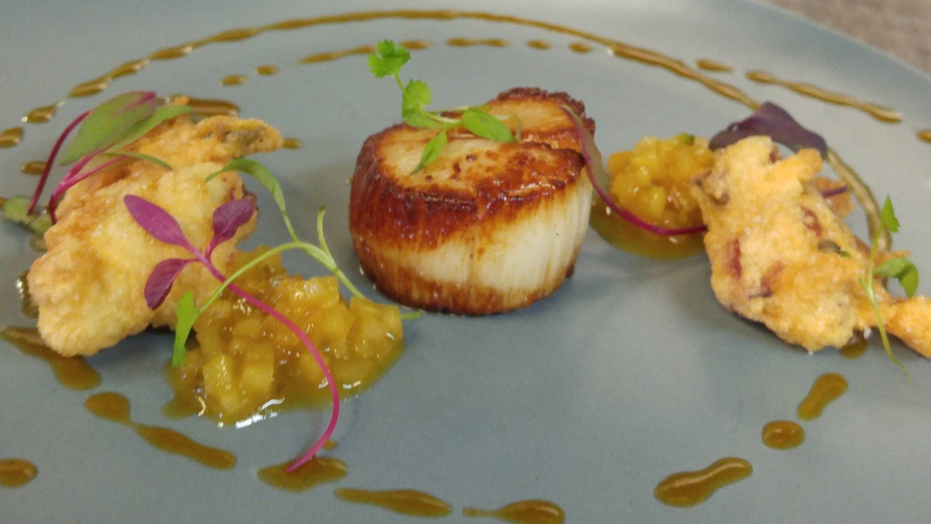 Seared Scallop Smoked Duck Fritter Lobster Caramel Spiced apple.jpg Seared Scallop Smoked Duck Fritter Lobster Caramel Spiced apple.jpg