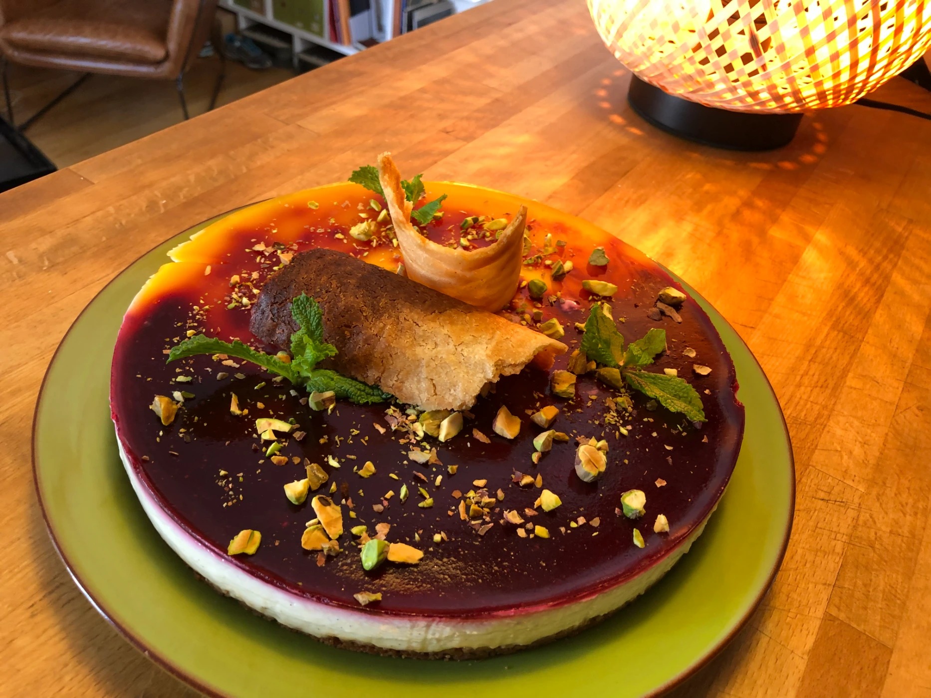 Cheesecake_myrtille_passion_pistache_tuile_amandes_orange_27.jpeg