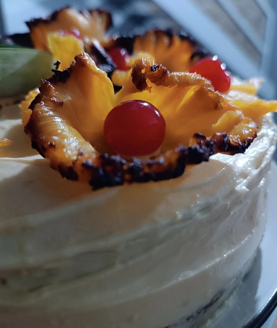 TORTA DE PIÑA.jpg