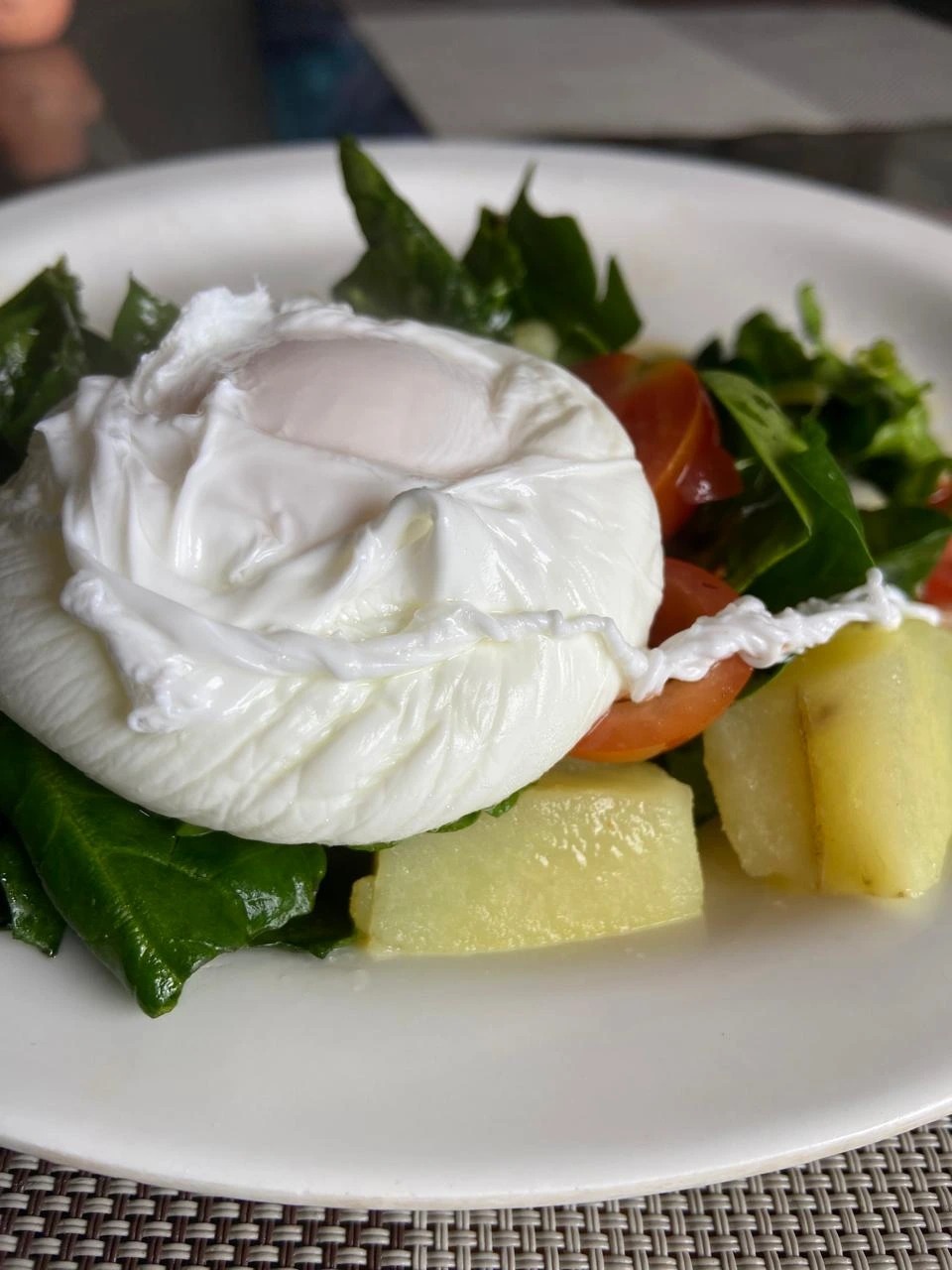 Ensalada Popeye con papas..jpeg