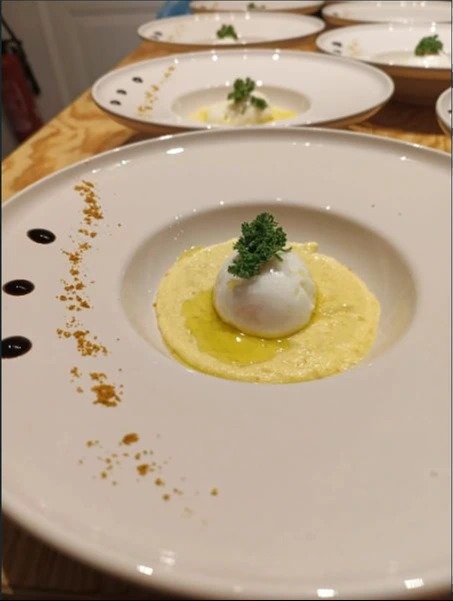 oeuf mollet mais.JPG oeuf mollet mais.JPG