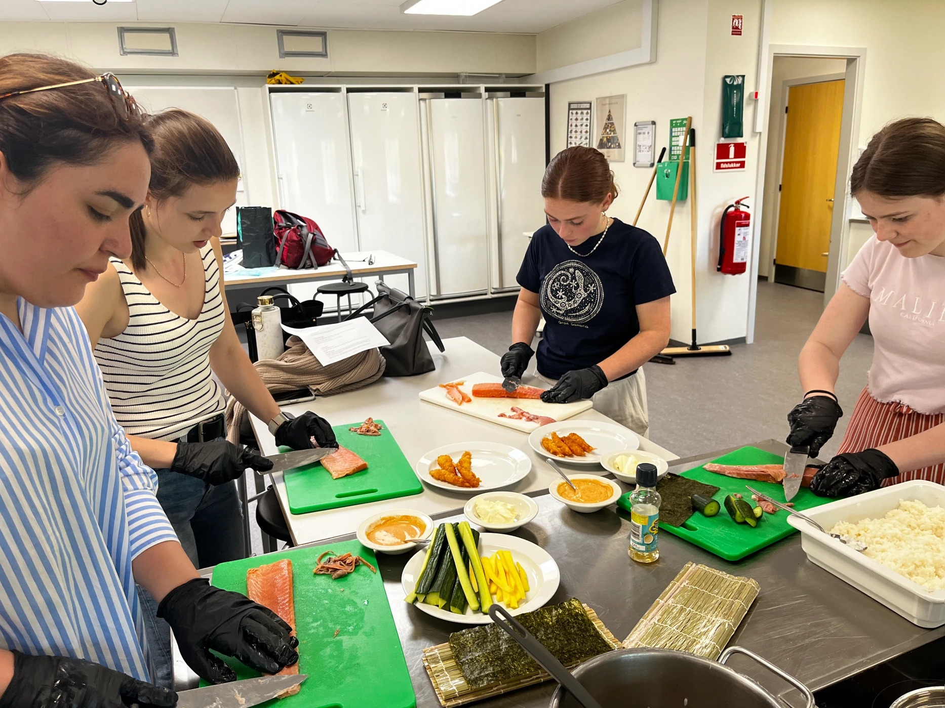 sushi workshop 2024 6.jpg