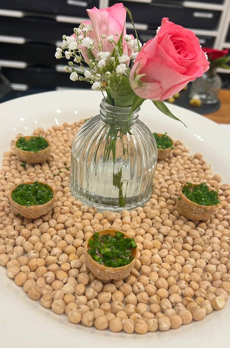 Beef tartare, crustadelle.jpg