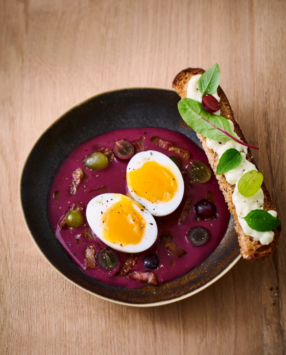Lactalis_OeufMeuretteBanonRaisin_HD.jpg
