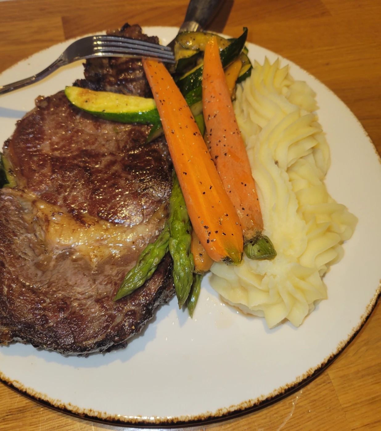 Prime Rib Carrots and Mash.jpg