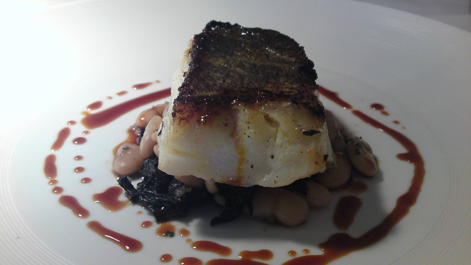 pave de bar coco blanc et champignon trompette jus de vollaile.JPG
