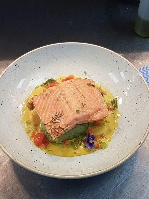 Sous Vide Trout ,herb mash potato :curcuma:coconut sauce and sautee vegetables.jpeg