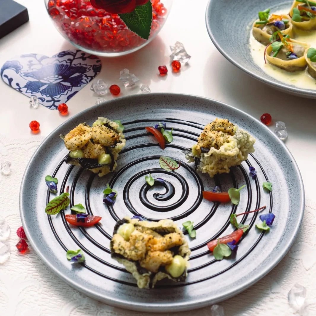 Modern Indonesian and western Cuisine