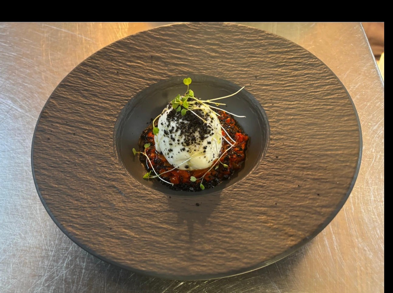 ensalada de burrata con pimientso asados.jpeg