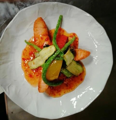 saumon legume sauce sweet chili.jpg