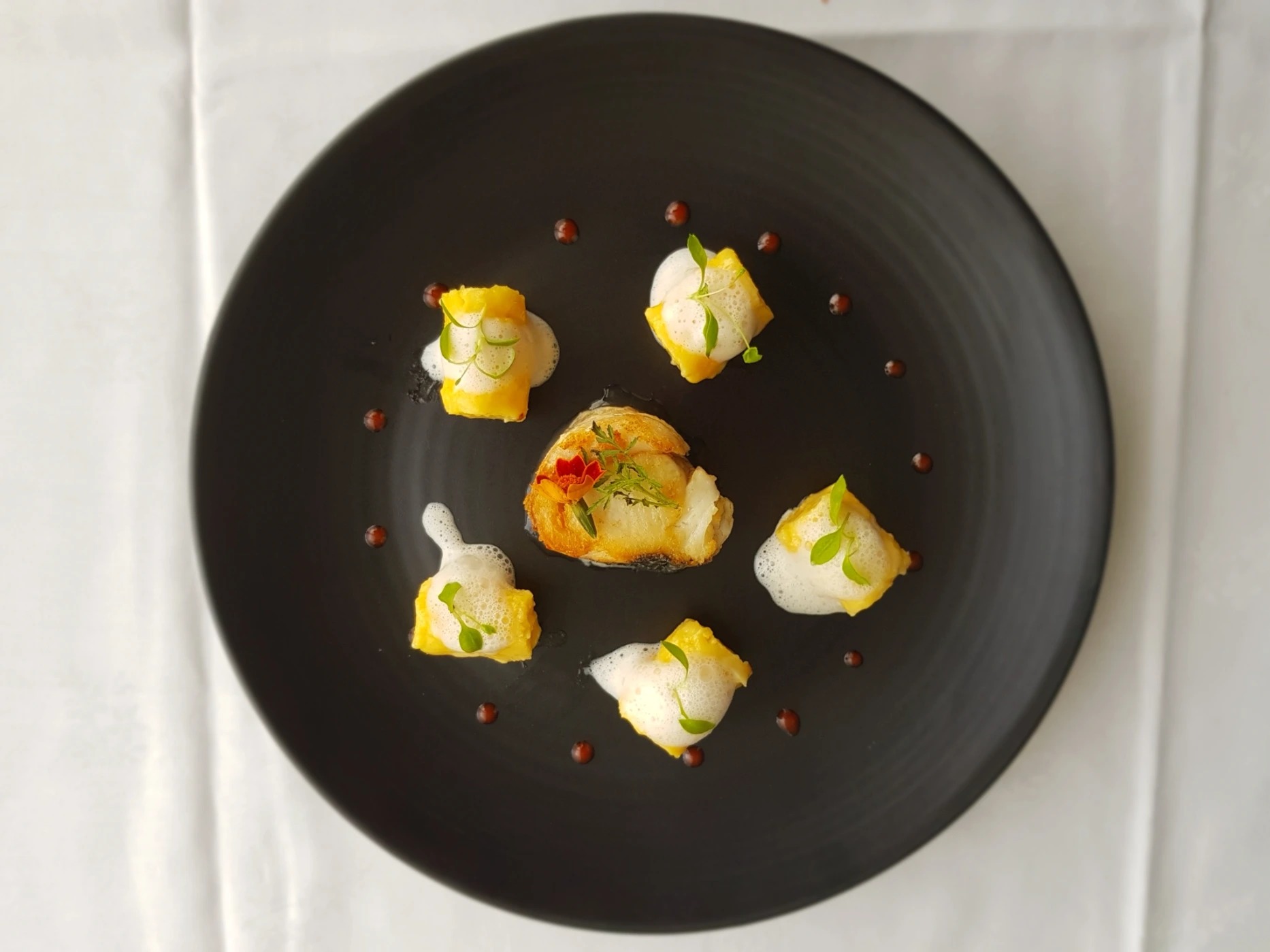 Volaille rôtie et polenta, écume de Brie.jpg Volaille rôtie et polenta, écume de Brie.jpg