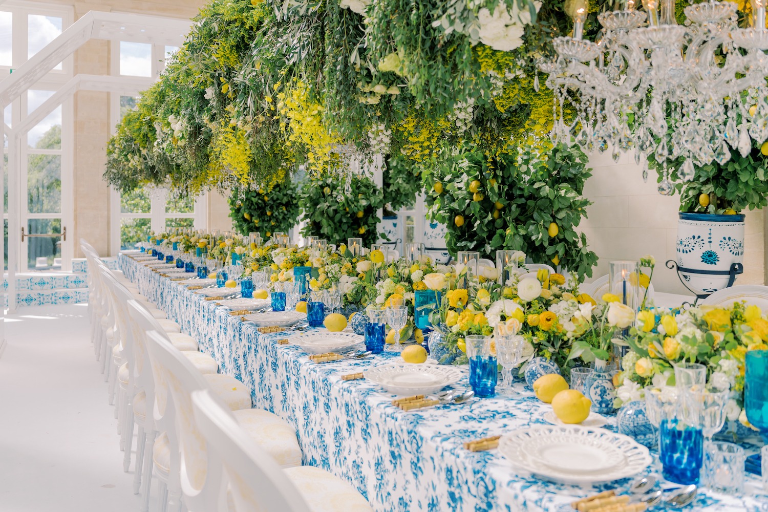 larry_walshe_studios_the_langley_luxury_birthday_celebration_flowers_italian_dolce_and_gabbana_inspired_12.jpg larry_walshe_studios_the_langley_luxury_birthday_celebration_flowers_italian_dolce_and_gabbana_inspired_12.jpg