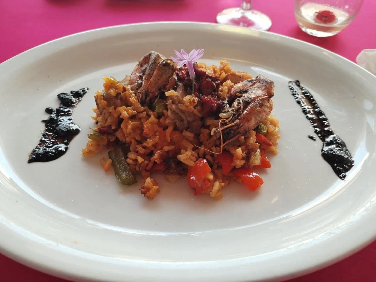 paella de chicatana.jpg