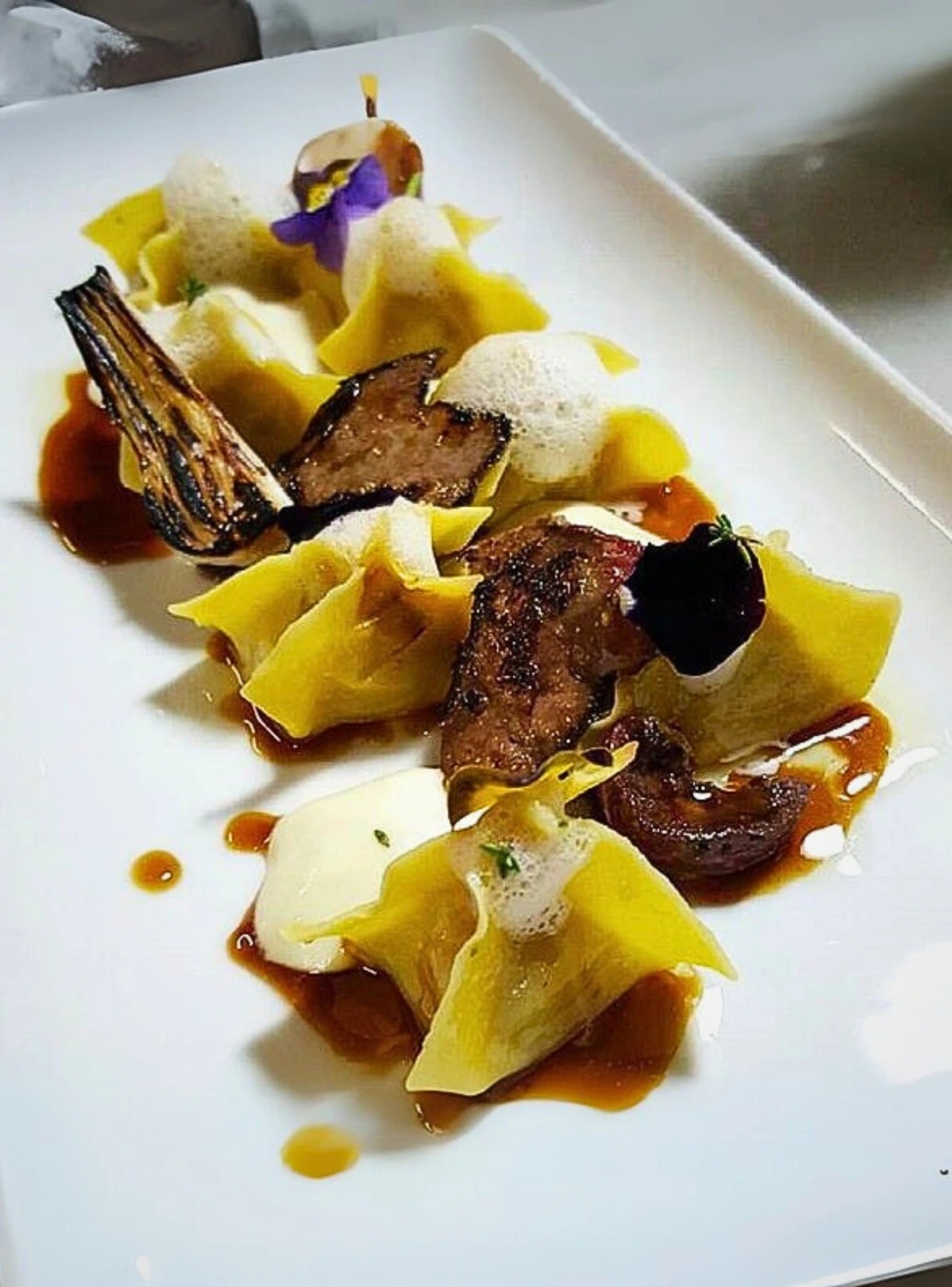 tortello di coniglio, spuma all'acciuga e colatura di alici.png tortello di coniglio, spuma all'acciuga e colatura di alici.png