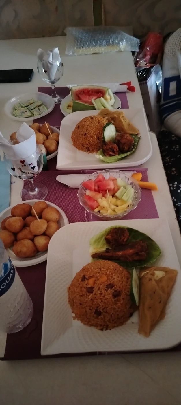 1000477062.jpg 1000477062.jpg