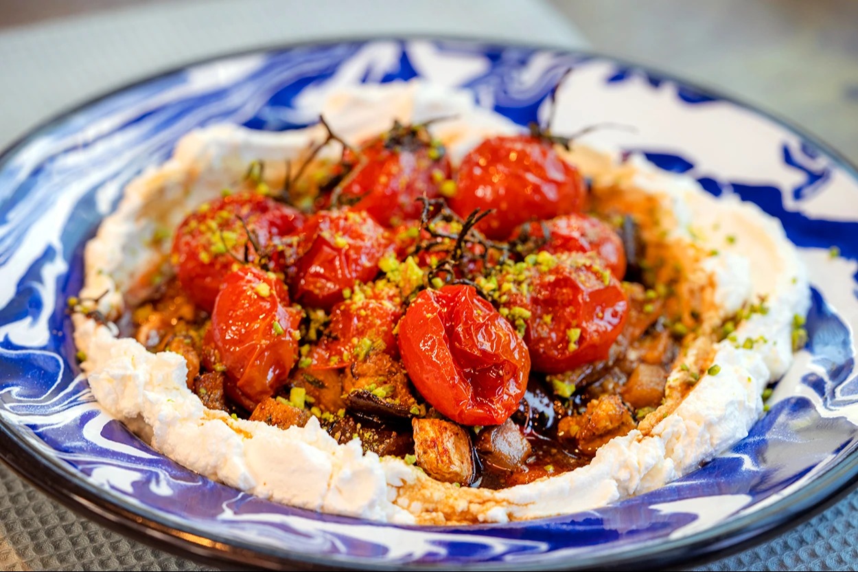 labneli köz domates mezesi.jpg