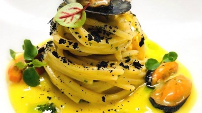 E7280DA1 2652 4125 B71A E9214A67BBF1